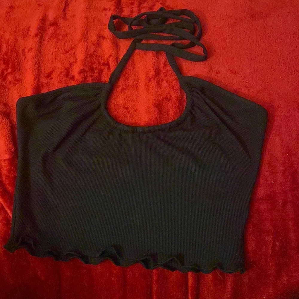 Black crop top